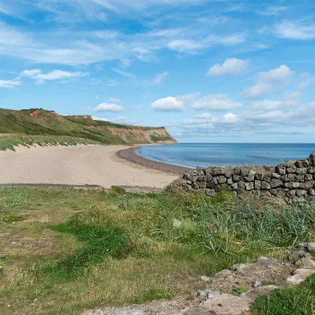 Retreat * Skinningrove
